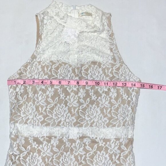 LOVE fire white lace sleeveless mock neck midi dress size Medium - Picture 10 of 16